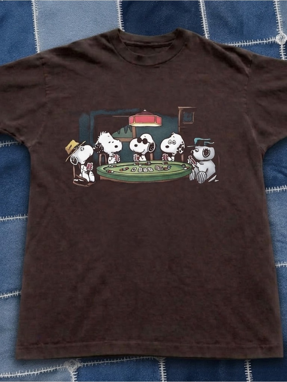 Gildan Brown Snoopy Poker Graphic tee